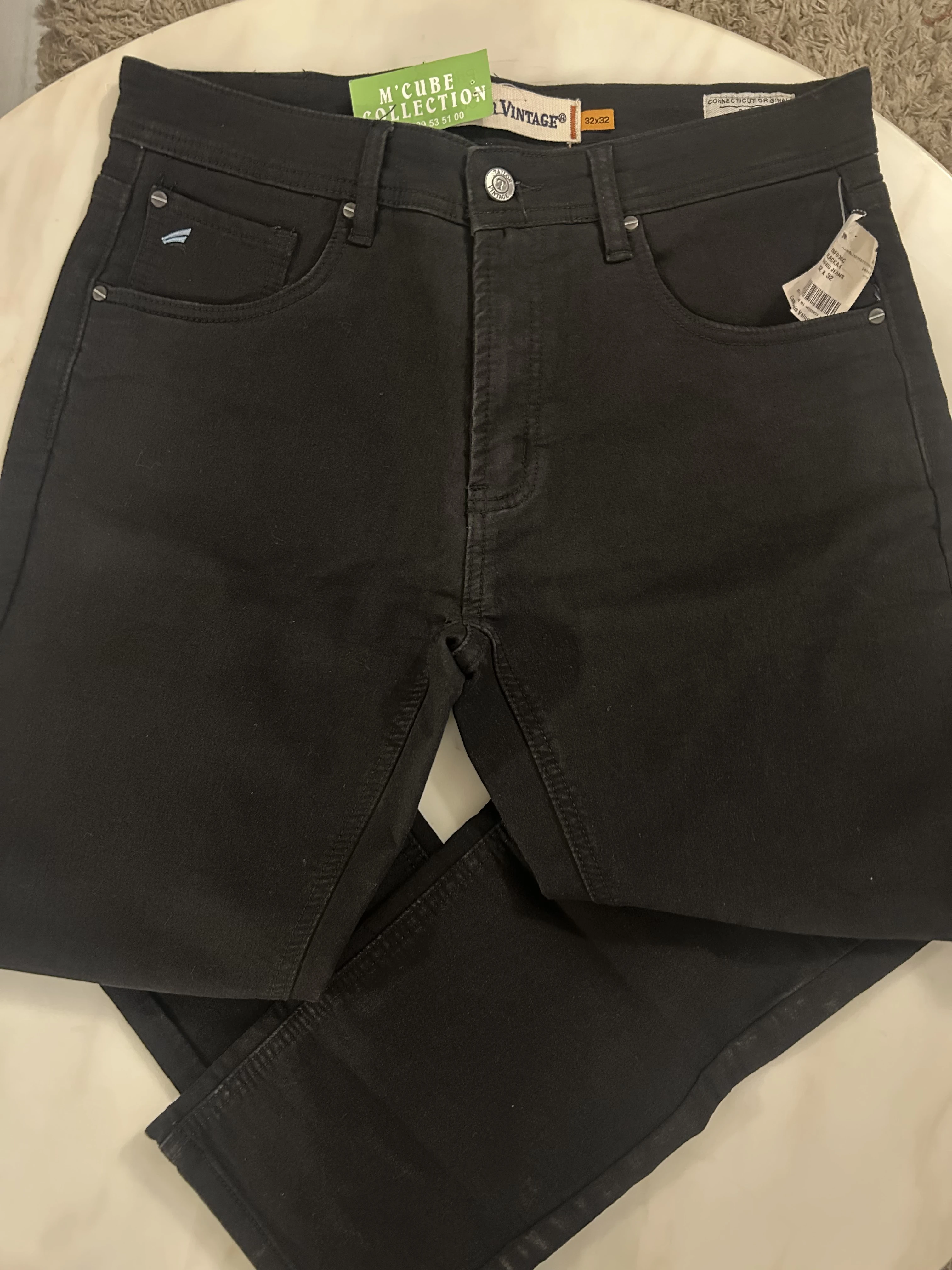 Men's Black Slim-Fit Jeans